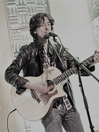 pierre-grimm-concert-acoustic