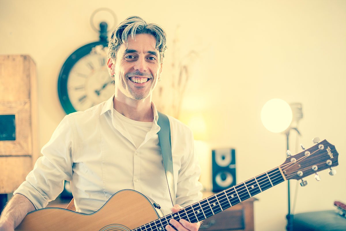 pierre-grimm-solo-acoustic